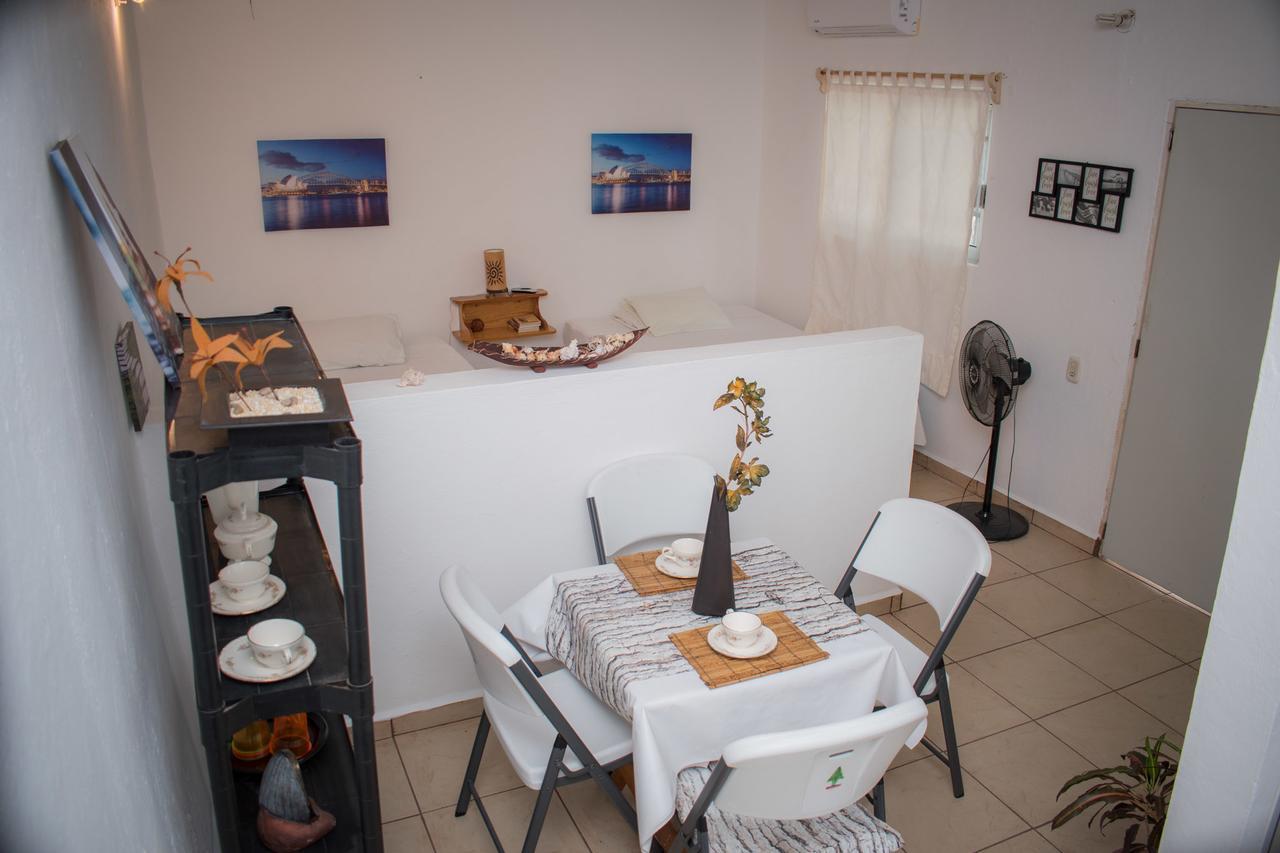 Las Palmas Zihuatanejo Exterior foto